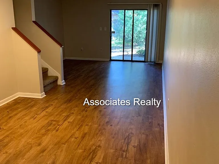 3071 NW 28th Cir — Photo 10