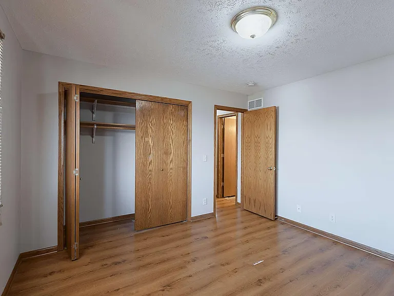 8604 Delphinium Ln — Photo 19