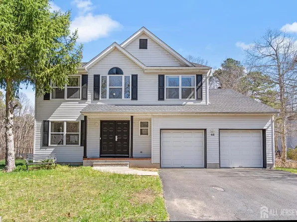 46 Emily Dr, Old Bridge, NJ 08857