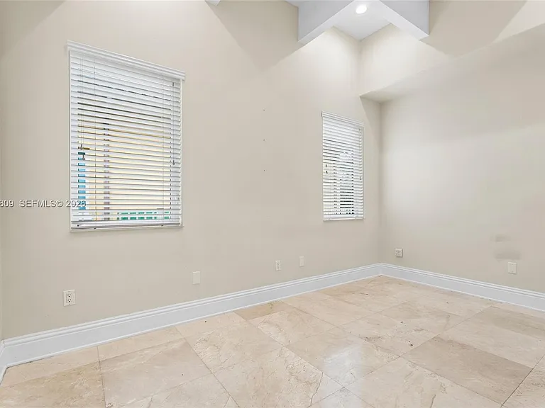 2665 NW 100th Ave — Photo 17