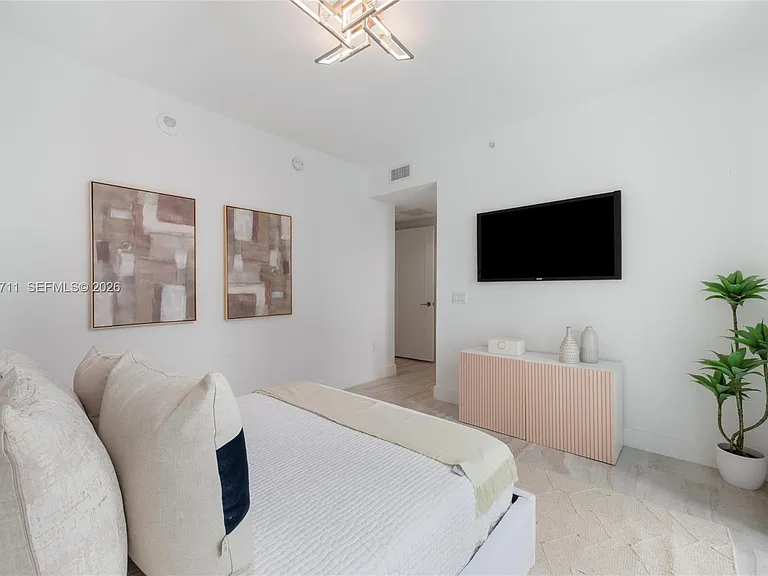 100 E Las Olas Blvd #3201 — Photo 19