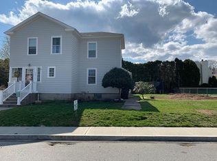 39 Lester St, New London, CT 06320