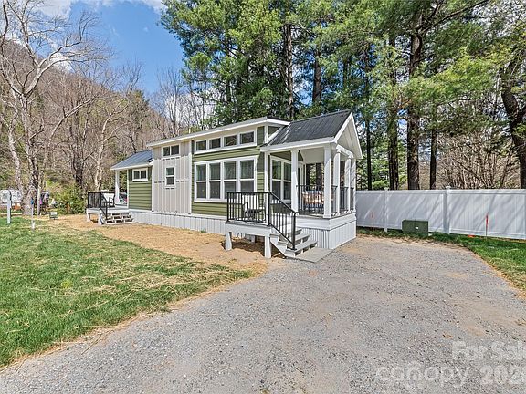 2nd image of 79 Getaway Ln #9