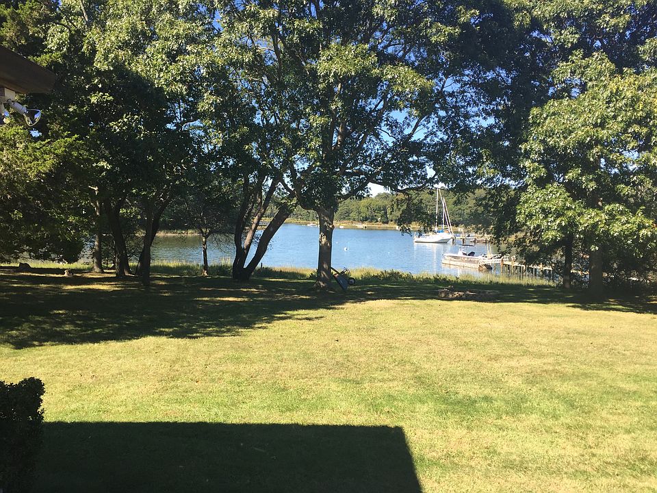1st image of 10 Margarets Dr