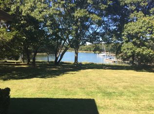 10 Margarets Dr, Shelter Island, NY 11964