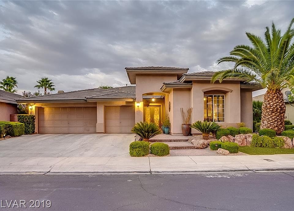 1st image of 700 Canyon Brook Pl