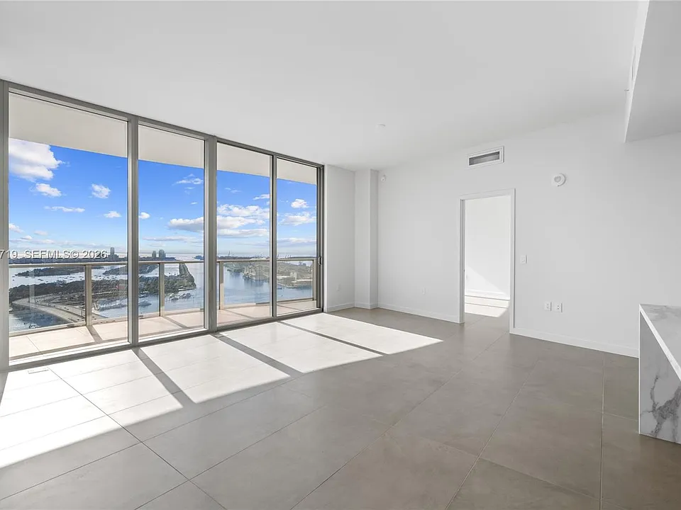 1400 Biscayne Blvd #4106