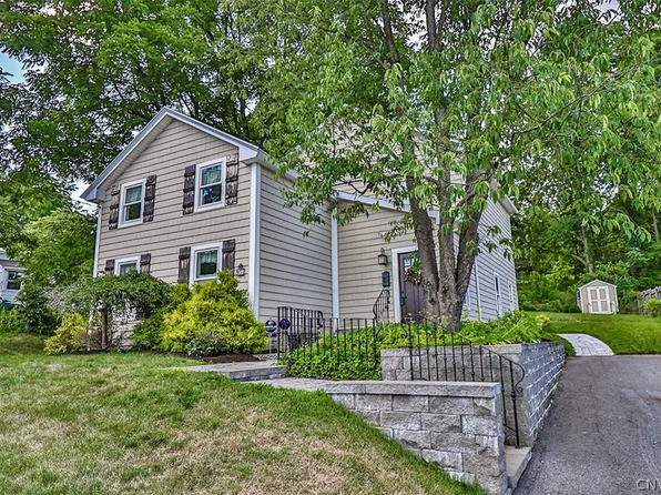 17 Corwin St, Cazenovia, NY 13035