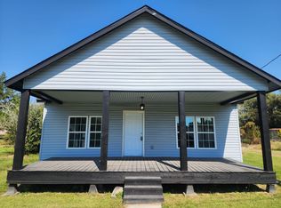 706 3rd St, Jennings, LA 70546