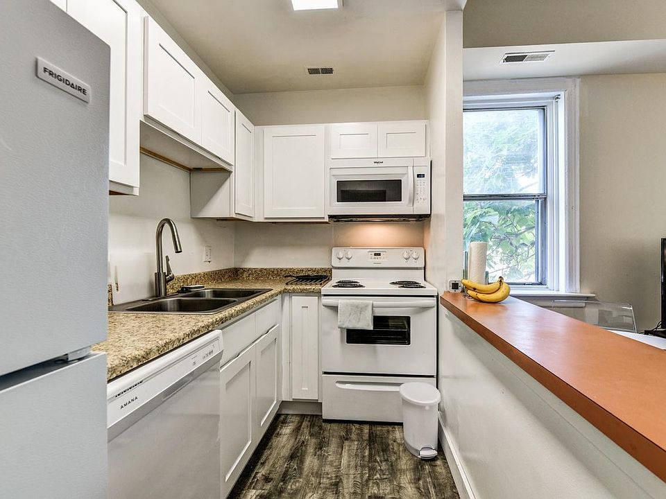 1st image of 5215 Schuyler St #105