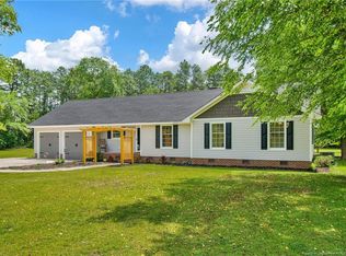 428 Sibley Rd, Lumberton, NC 28358