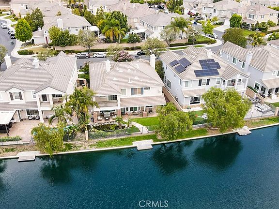 3rd image of 28 Lakeside Dr