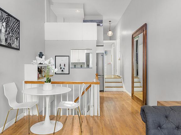 3rd image of 170 E 92nd St APT 1B