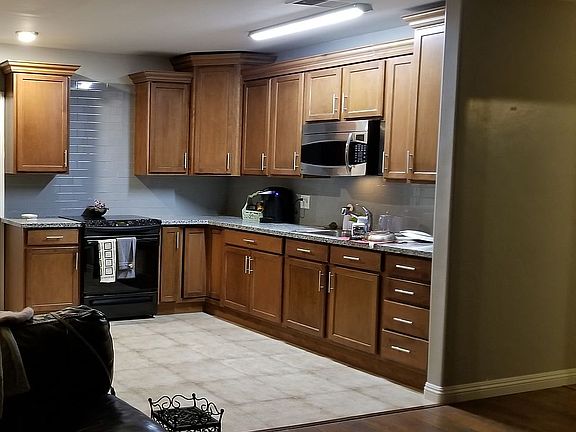 4th image of 601 Tiffany Ln