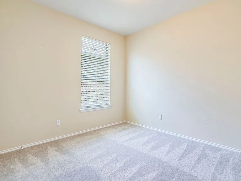 141 Marcheeta Way — Photo 15
