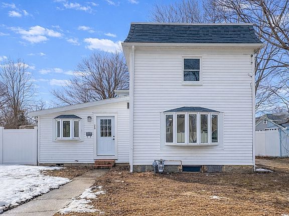 2nd image of 28 Newton Ct