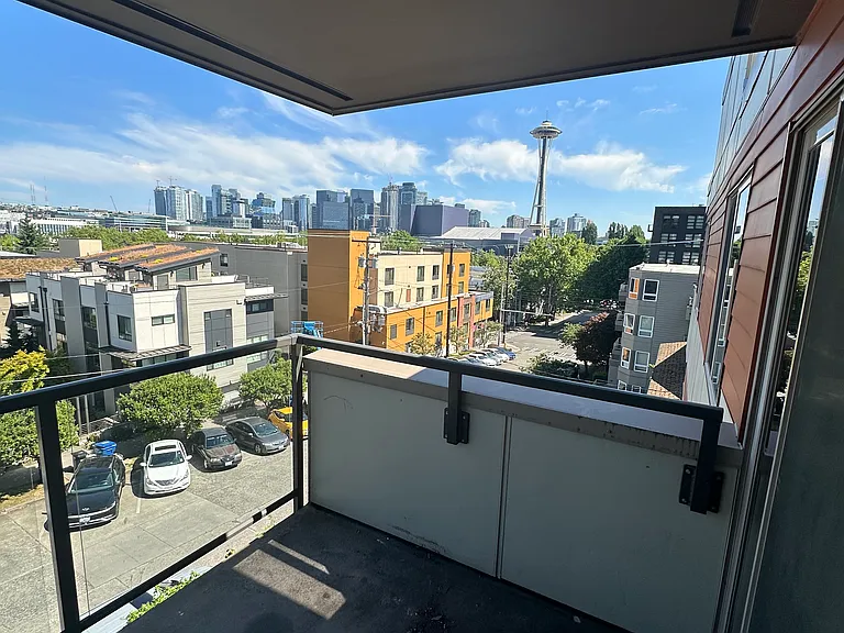 215 Valley St #401 — Photo 4