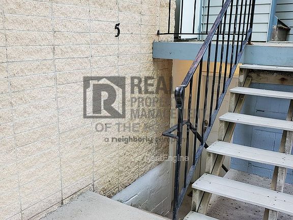 2nd image of 1104 Ponderosa Dr APT 5