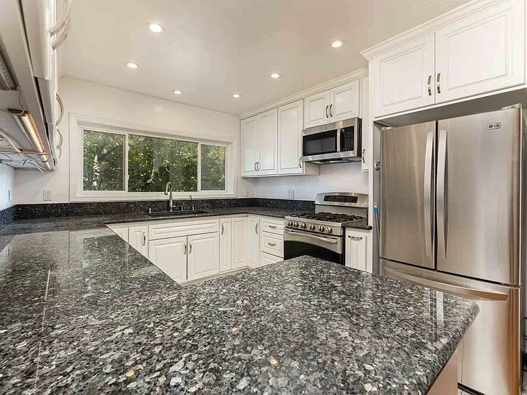 3166 S Sepulveda Blvd #28 — Photo 17