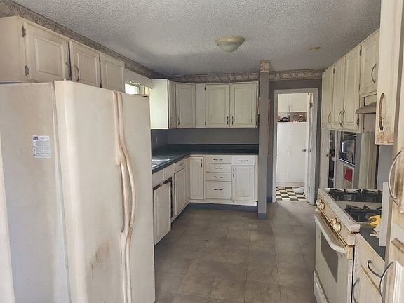 2nd image of 101 Avenue A
