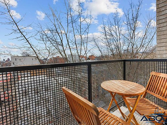 5th image of 167 McGuinness Blvd Unit 6M