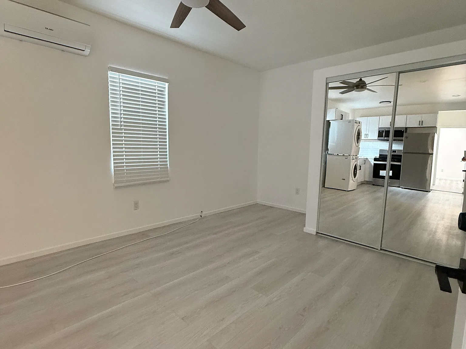 2 bed, 600 sqft, $2,850 — Photo 2