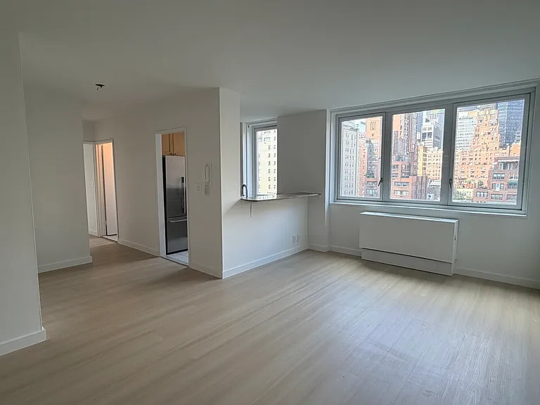 115 E 34th St #1801 — Photo 1