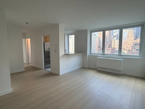 115 East 34th Street image 1 of 15