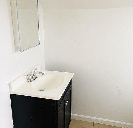 2nd image of 10 Norwood St APT 3