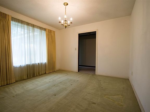4th image of 1300 McDermott Dr