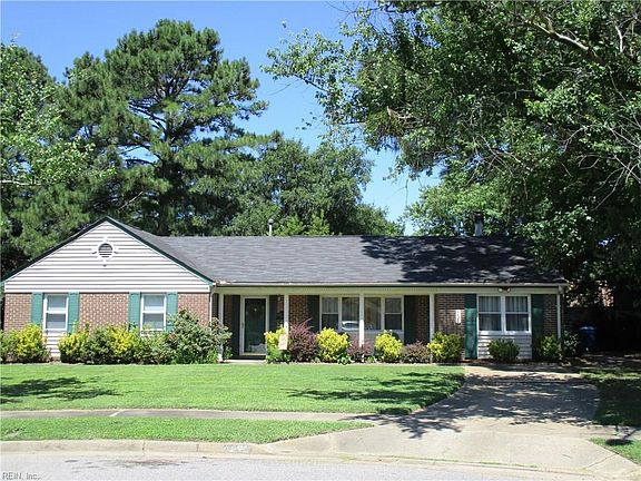 2nd image of 4420 Drury Cir