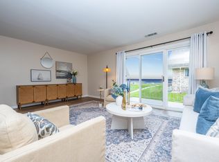 3618 Lakeshore Dr #8, Saint Joseph, MI 49085