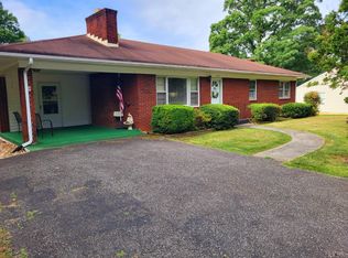 2302 Sunburst Rd, Evington, VA 24550