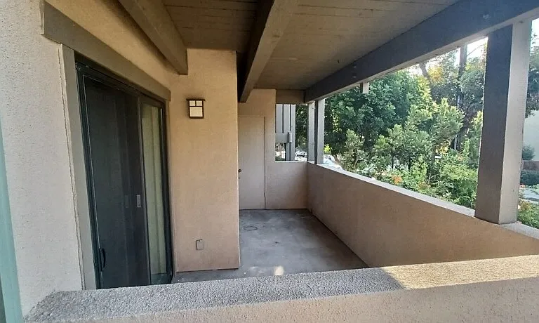 Windrose Place Pasadena — Photo 46