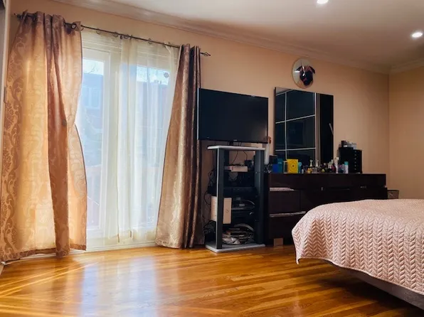 2715 Strickland Avenue image 14 of 42