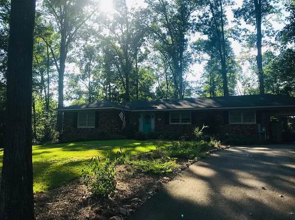 176 Ten Knolls Dr, Macon, GA 31210
