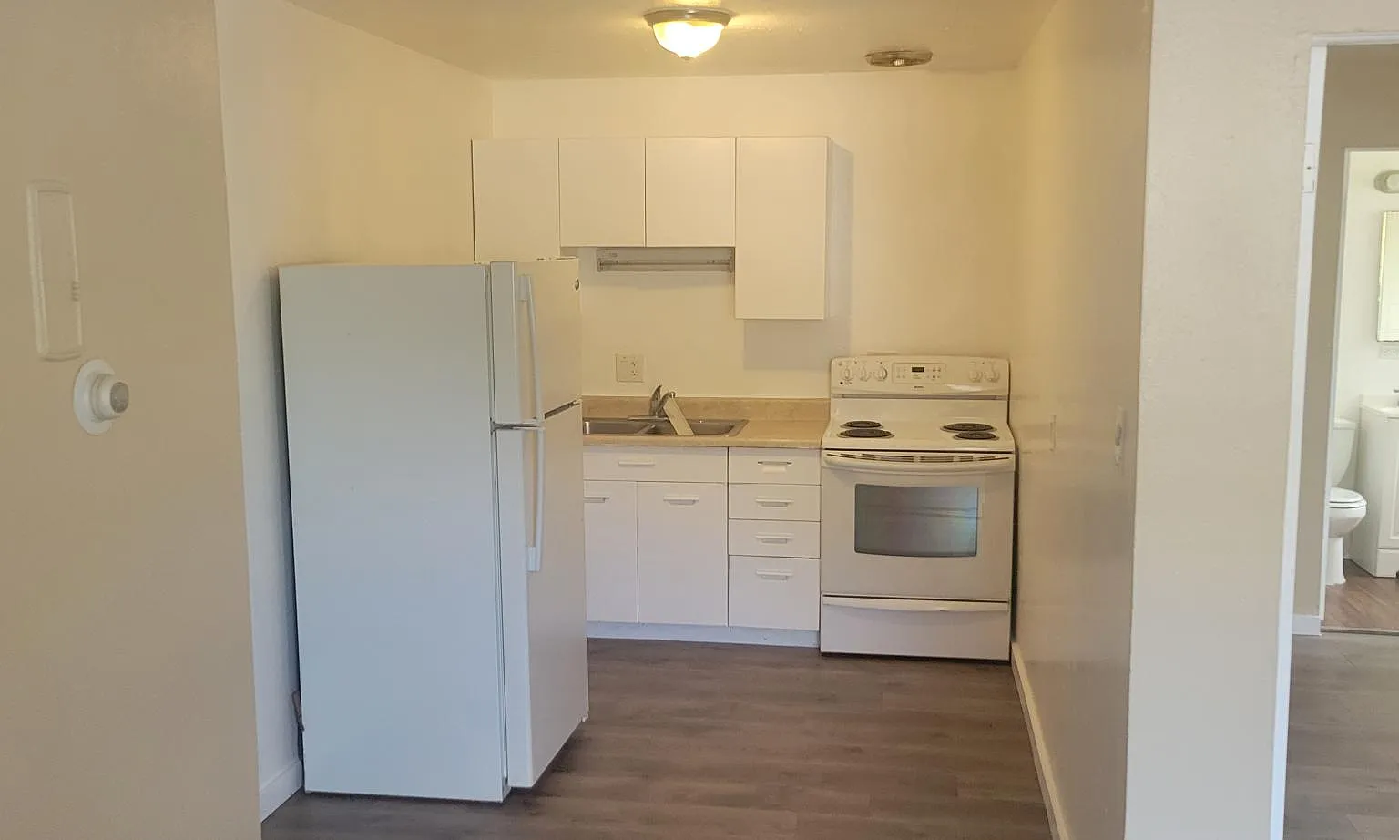 1 bed, 550 sqft, $1,095 — Photo 2