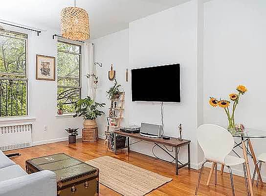 2nd image of 106 McKibben St APT 2