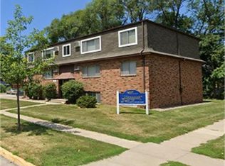 505 8th St, Ames, IA 50010
