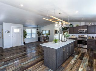 1487 Mono Rd, Pinon Hills, CA 92372