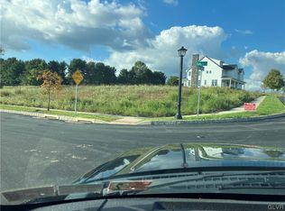 3915 Francis Ct S, Allentown, PA 18104