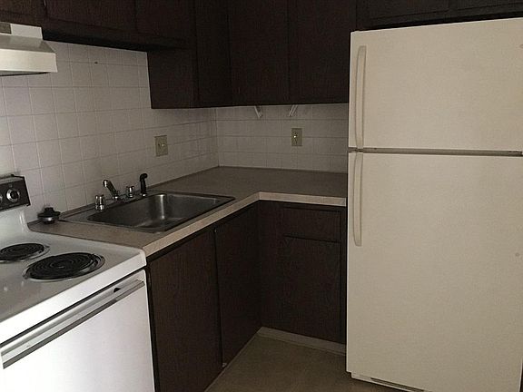2nd image of 2632 Ellet Ave APT 2