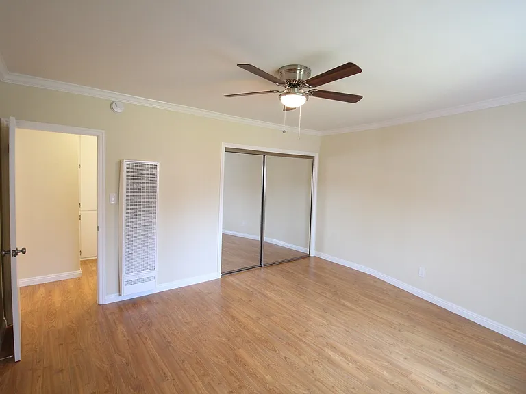 721 Edgewood / 8661 North Beach Keller LLC — Photo 16