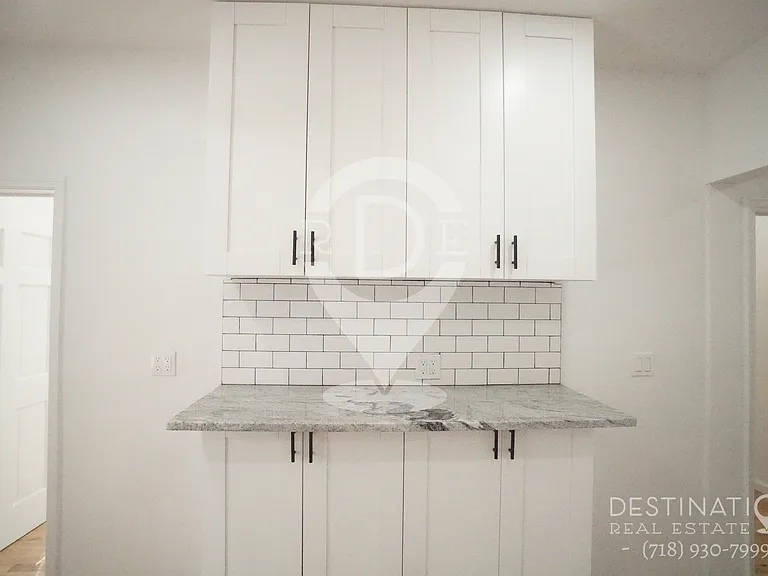 312 48th St #1 — Photo 22