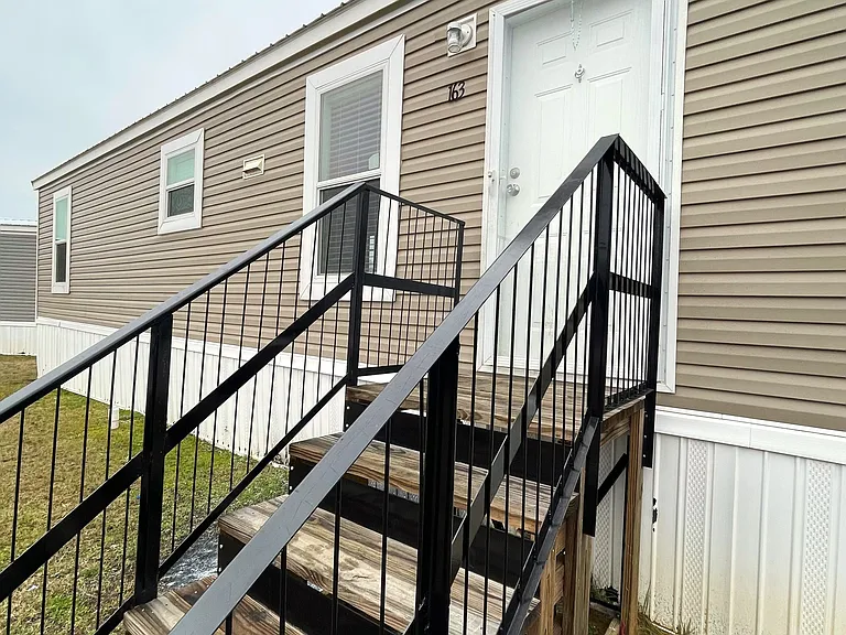 Pearce Pointe — Photo 9