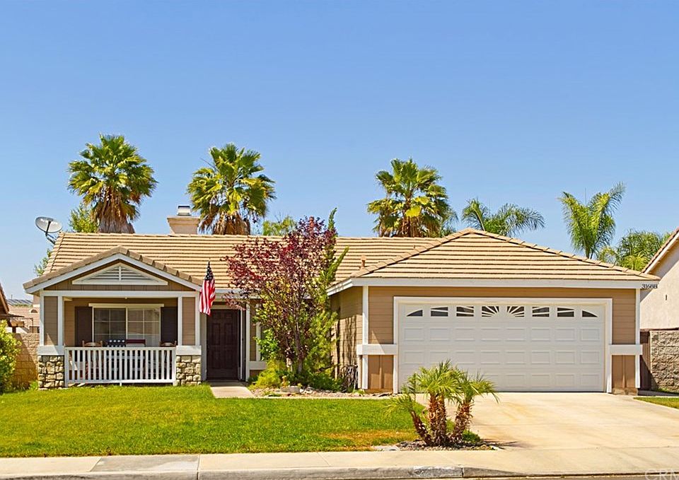 1st image of 31688 Loire Dr