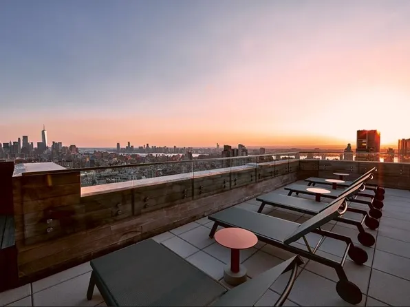 10 East 29th Street image 7 of 32