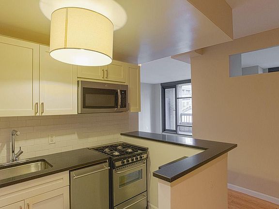 Granite kitchen counters