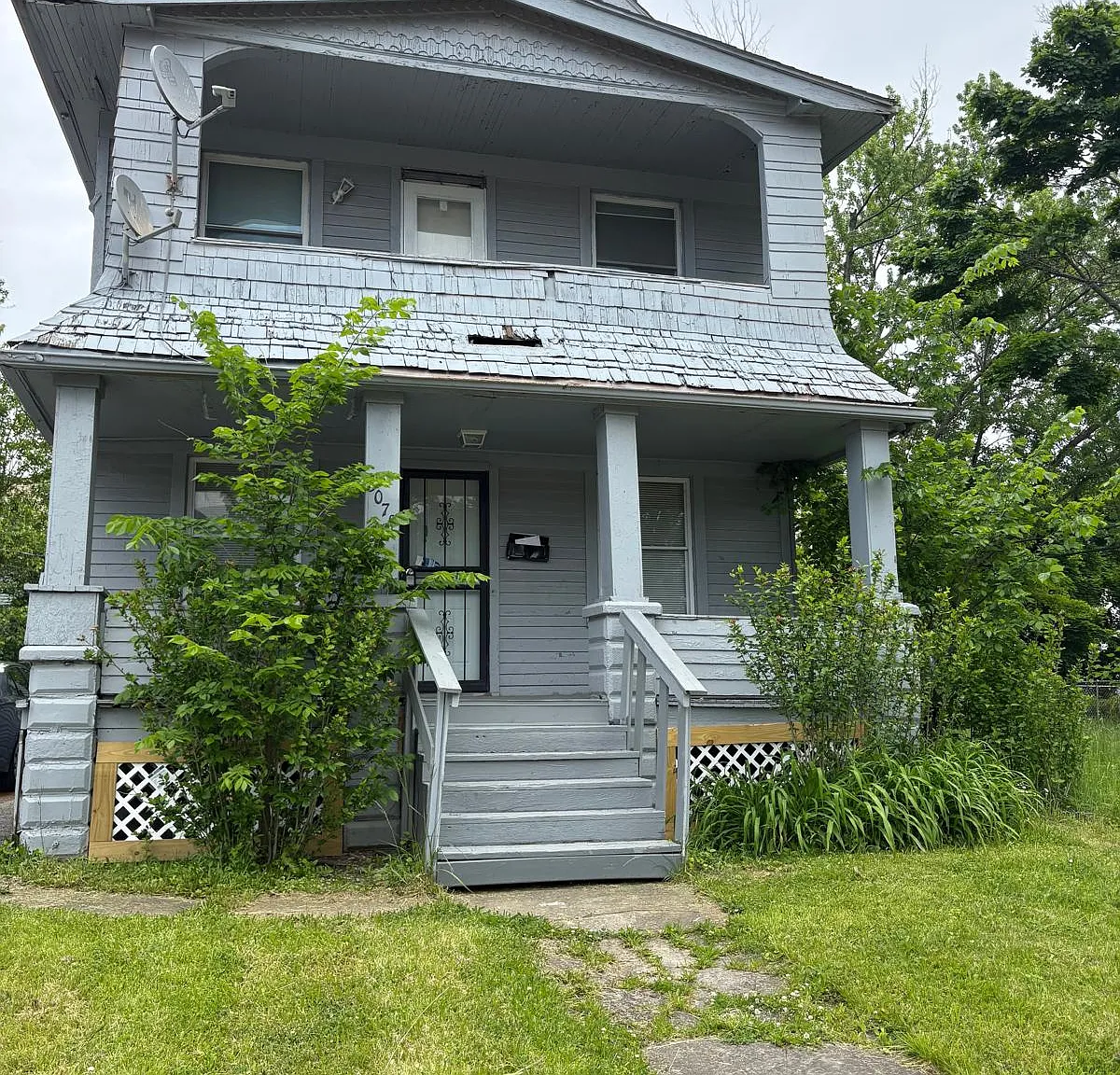 2 bed, 900 sqft, $850 — Photo 1