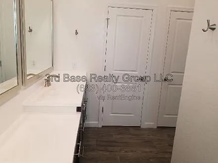 19762 W Adams St — Photo 10